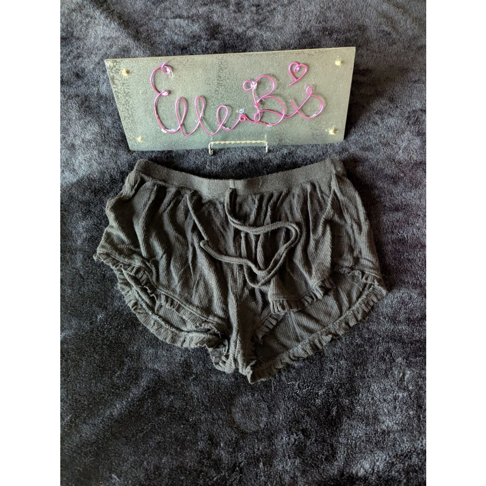 EUC Bozzolo Black Ruffle Short S